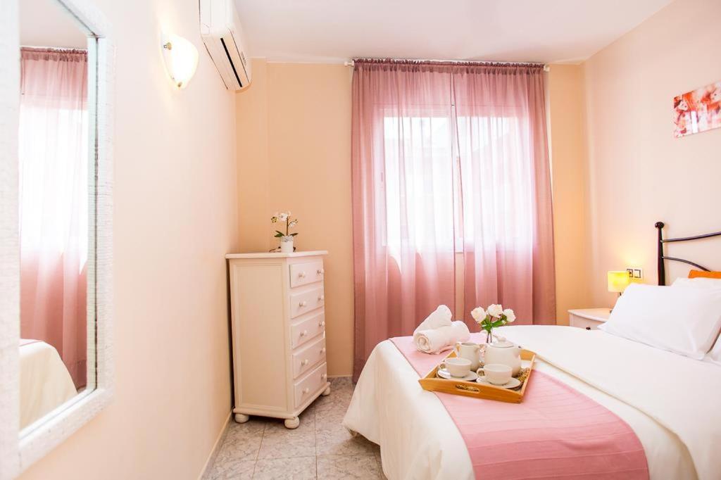 Al11 Apartamento Albert Lloret de Mar Exterior photo